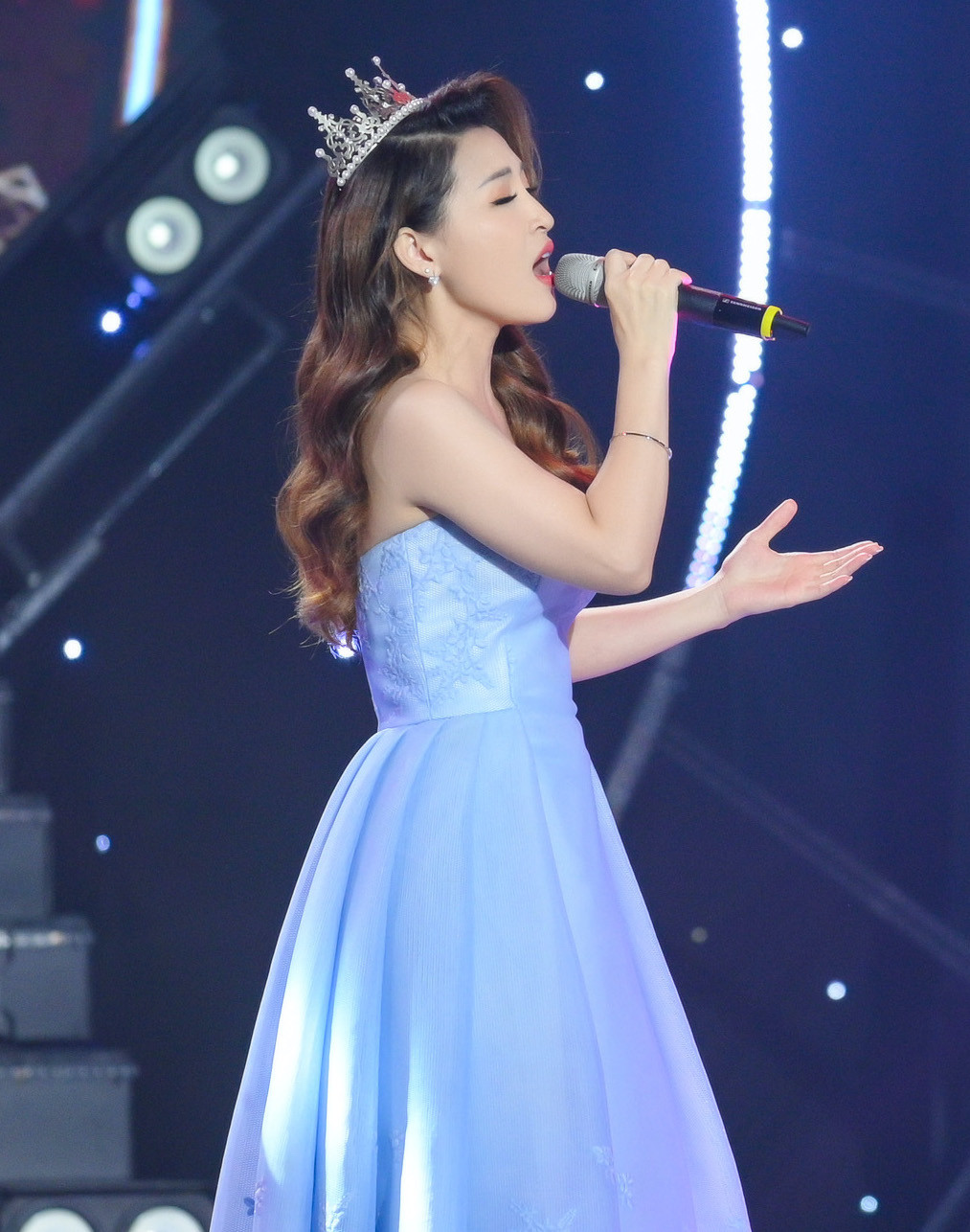 Giọng ca 'Teen vọng cổ' chia sẻ lý do vẫn 'ế' dù vẫn rất xinh đẹp ở tuổi 35 ảnh 2