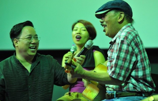 Ca sĩ Trần Thu Hà khẳng định nhạc sĩ Trần Tiến vẫn khoẻ mạnh ảnh 2