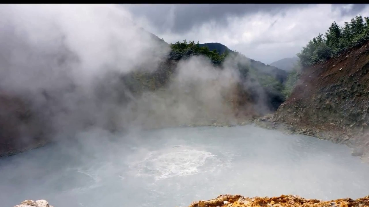 1001 thắc mắc: Hồ Hillier nằm ở đâu, vì sao nước có màu hồng ‘ma quái’? ảnh 5