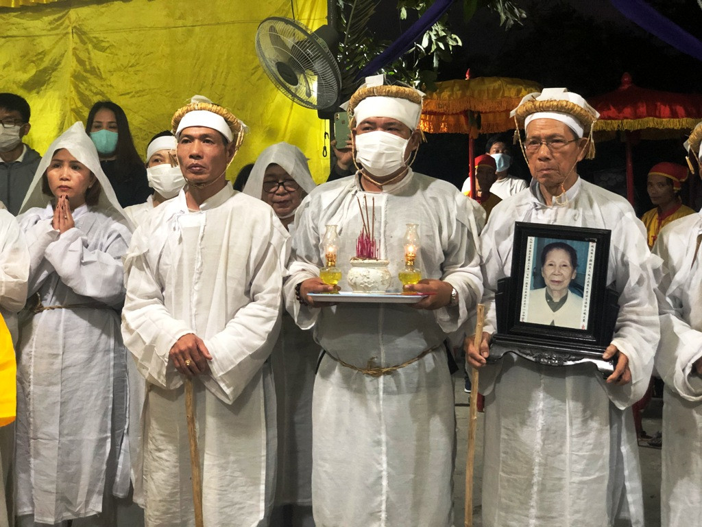 Xúc động tang lễ ‘cung nữ đặc biệt’ triều Nguyễn ảnh 10