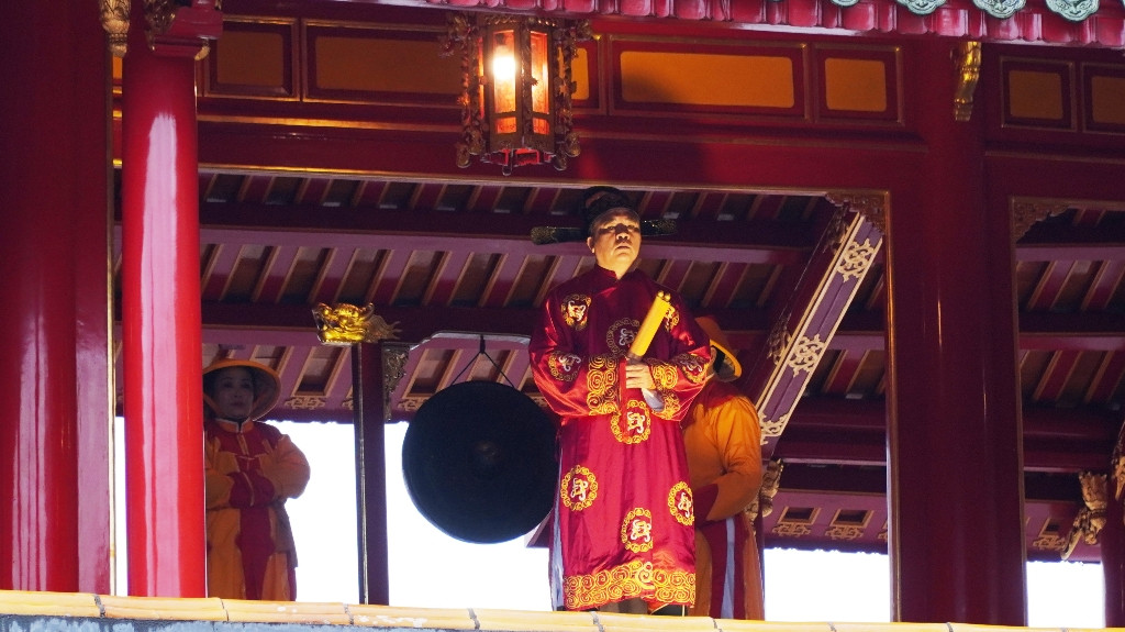 Đến Huế trải nghiệm lễ ban lịch triều Nguyễn có từ Tết Tân Sửu 180 năm trước ảnh 16