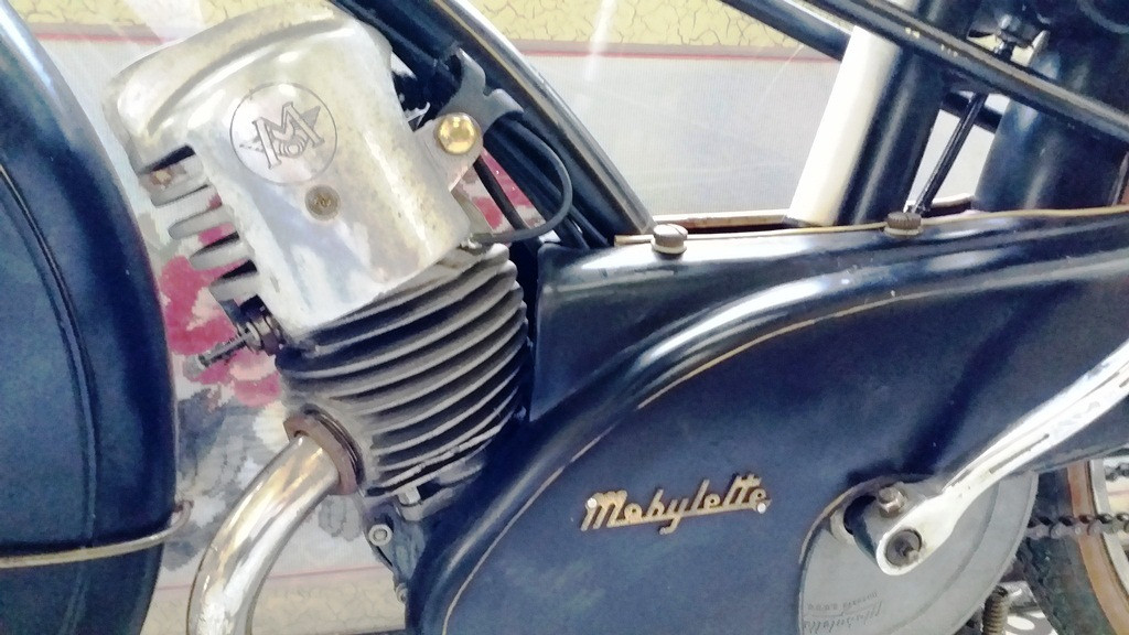 Ngắm bộ sưu tập Mobylette, VeloSoleX cổ hiếm gặp tại Huế ảnh 5