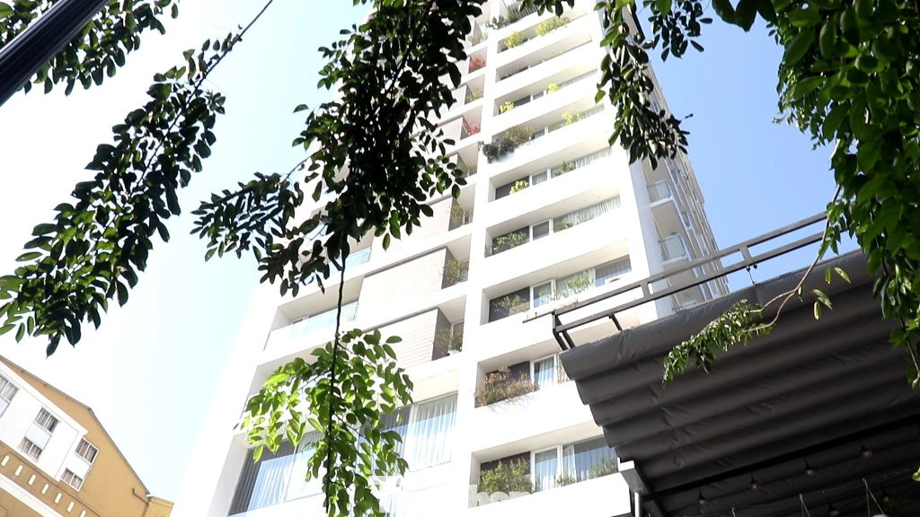 Bên trong phố Tây Phạm Ngũ Lão nơi có du khách mắc Covid -19 từng lưu trú ảnh 10