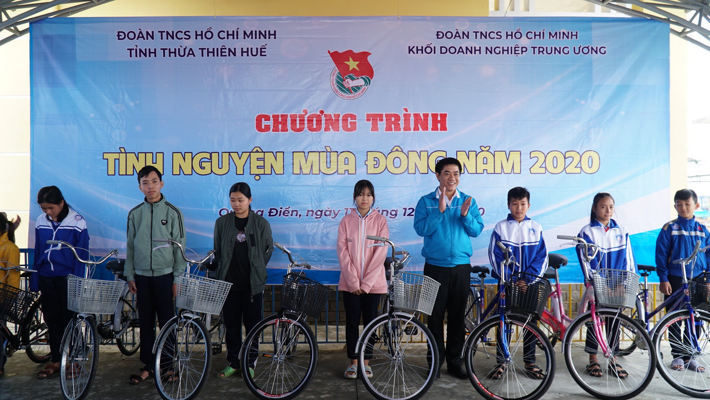 TT-Huế ra quân 'Tình nguyện mùa Đông' năm 2020 ảnh 15