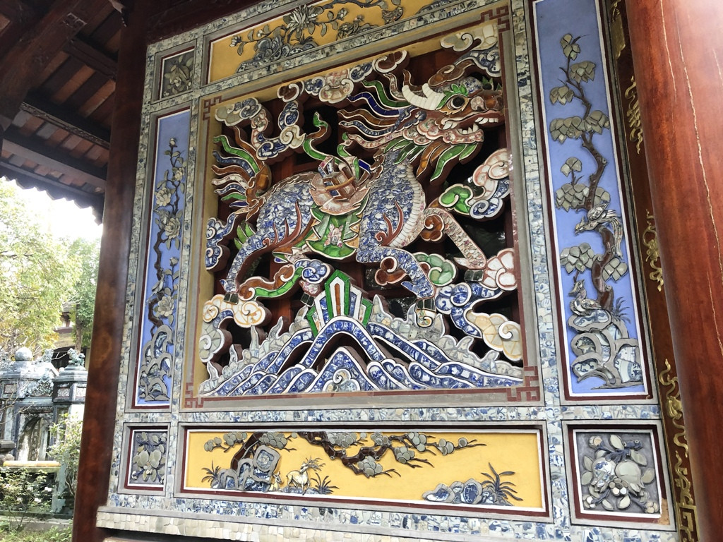 Sau trùng tu, ngôi cổ tự nổi tiếng bậc nhất xứ Huế bây giờ ra sao? ảnh 7