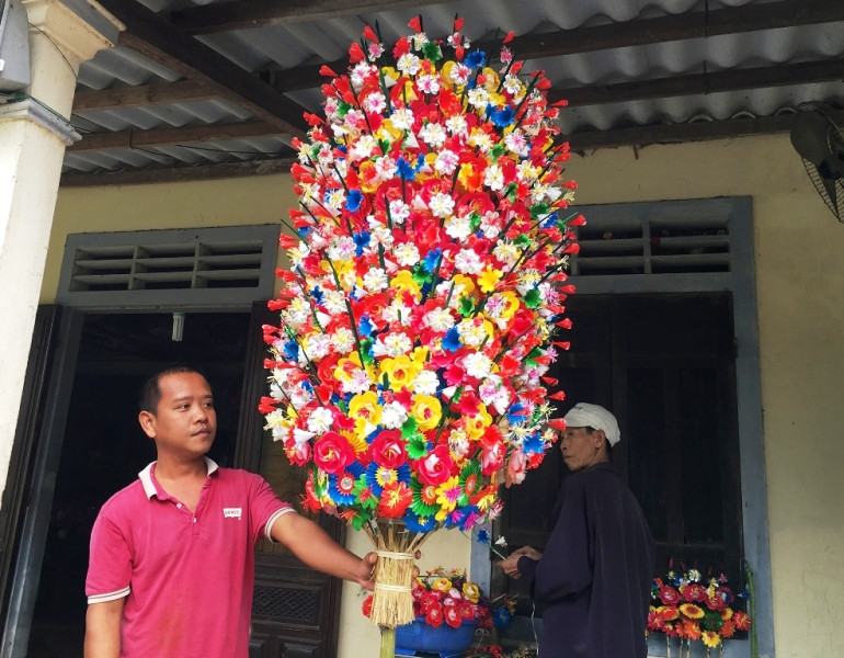 Về làng hoa 300 năm ở Huế chỉ 'nở' một lần vào dịp Tết ảnh 17