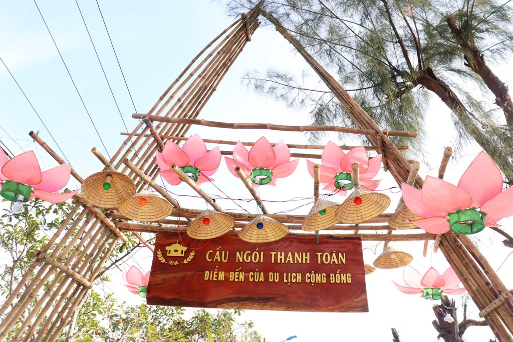 Tận mục ‘trận địa' pháo hoa tại di tích Cầu Ngói Thanh Toàn ảnh 1