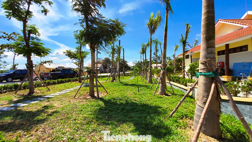 Bên trong khu lưu niệm nhà thơ Tố Hữu tại Huế ảnh 21