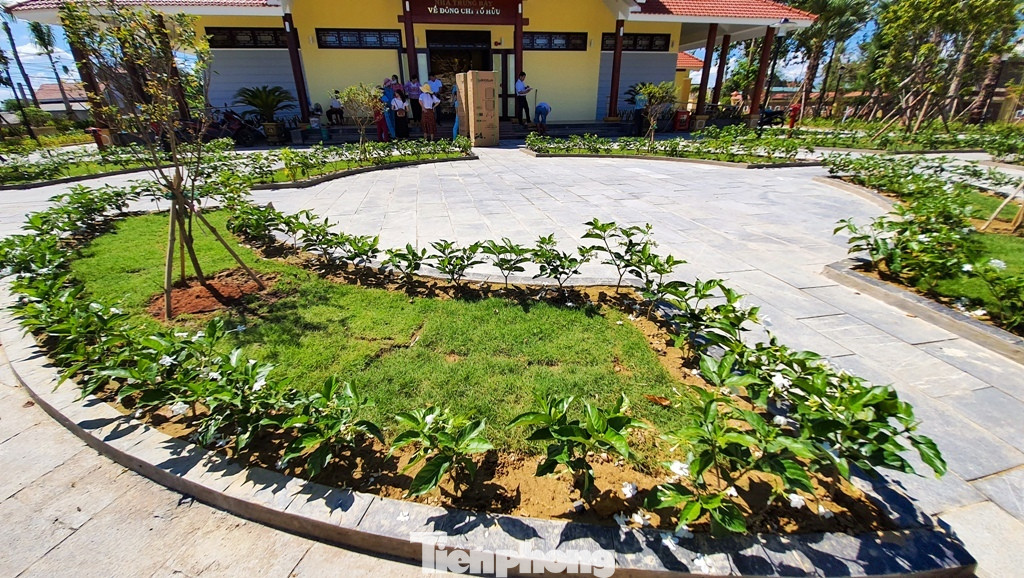 Bên trong khu lưu niệm nhà thơ Tố Hữu tại Huế ảnh 20