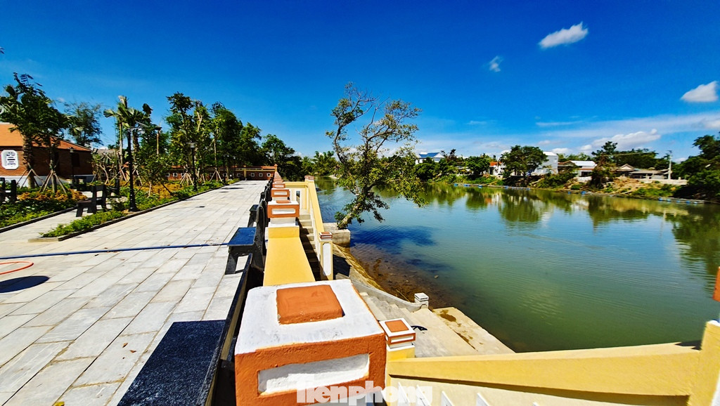 Bên trong khu lưu niệm nhà thơ Tố Hữu tại Huế ảnh 19