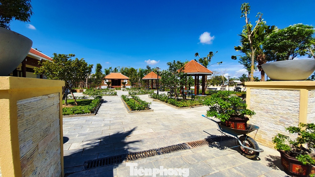 Bên trong khu lưu niệm nhà thơ Tố Hữu tại Huế ảnh 12