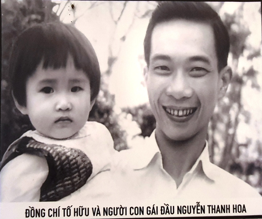 Chân thực những hình ảnh đi cùng năm tháng về nhà thơ Tố Hữu ảnh 8