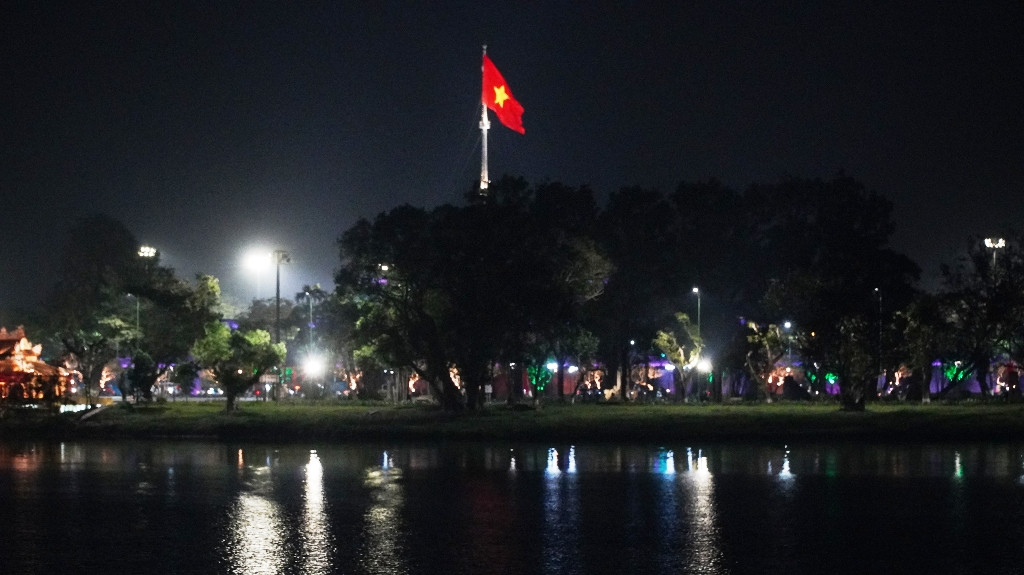 Cả nước chính thức bước sang năm mới Tân Sửu 2021 ảnh 41