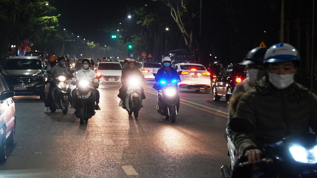 Cả nước chính thức bước sang năm mới Tân Sửu 2021 ảnh 44