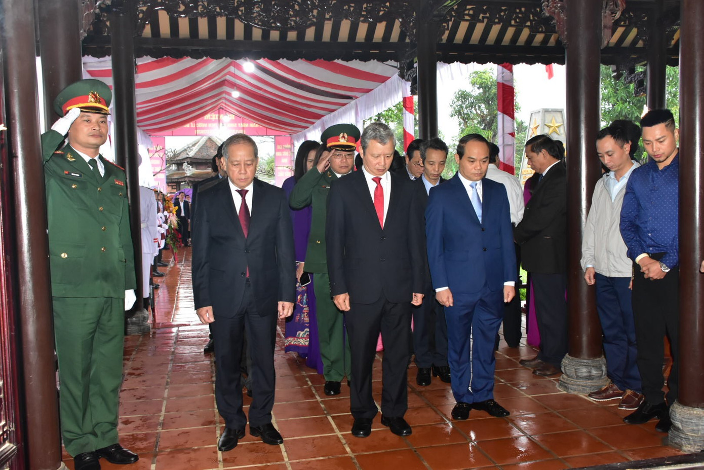 Lãnh đạo Đảng, Nhà nước dâng hương tưởng niệm Đại tướng Lê Đức Anh ảnh 6