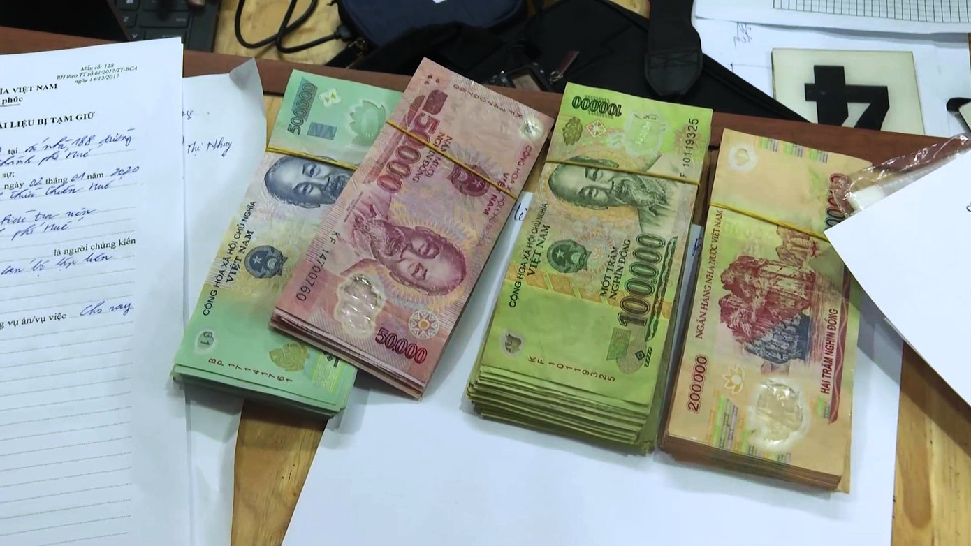 'Mạng nhện' tín dụng đen cho vay lãi suất 700%/năm bị công an triệt xóa thế nào? ảnh 7