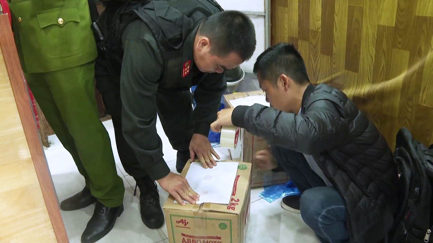 'Mạng nhện' tín dụng đen cho vay lãi suất 700%/năm bị công an triệt xóa thế nào? ảnh 10