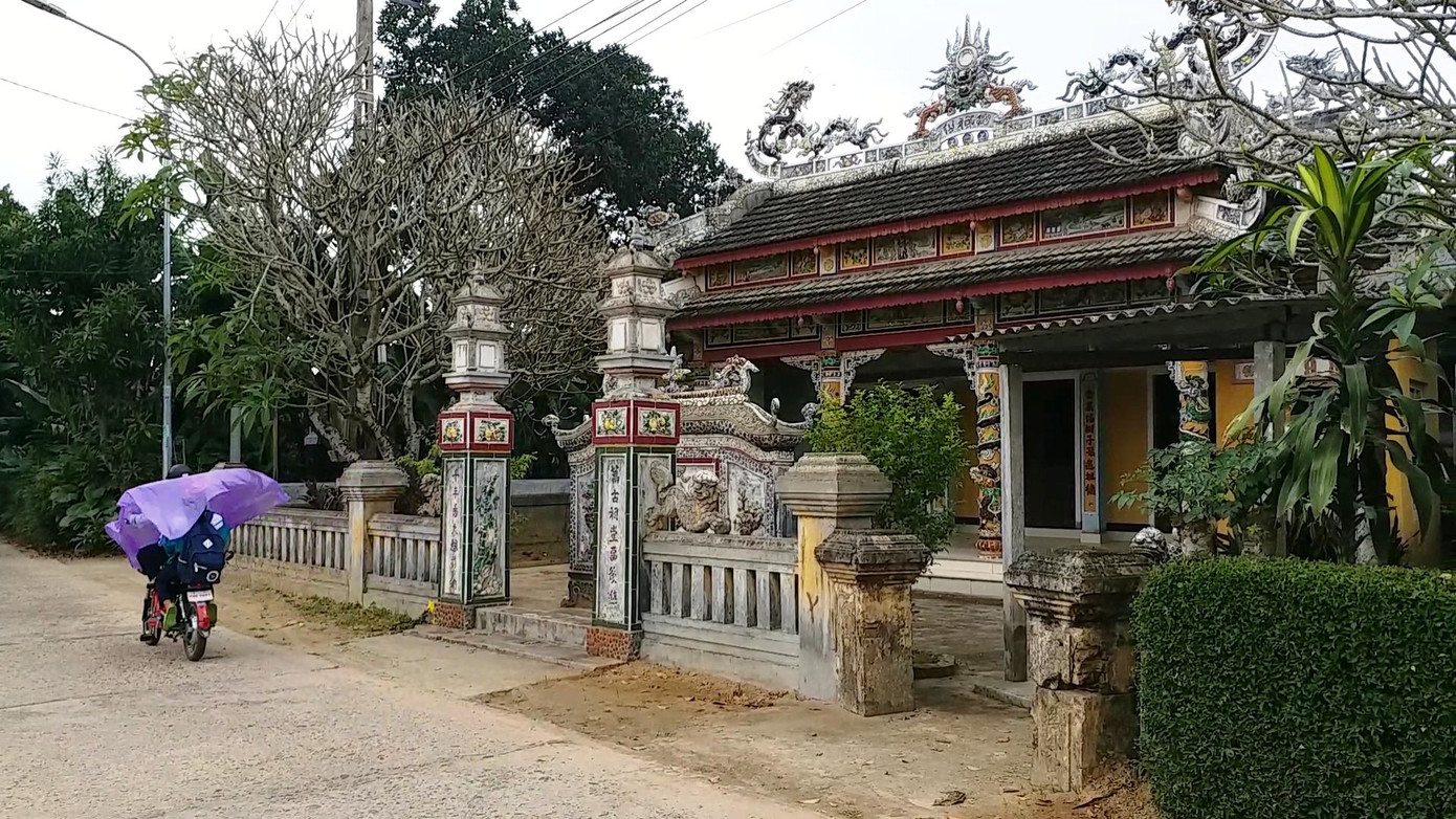 Sau lên phim 'Mắt biếc', phim trường 'Trường Tiểu học Cộng đồng Đo Đo' ra sao? ảnh 8