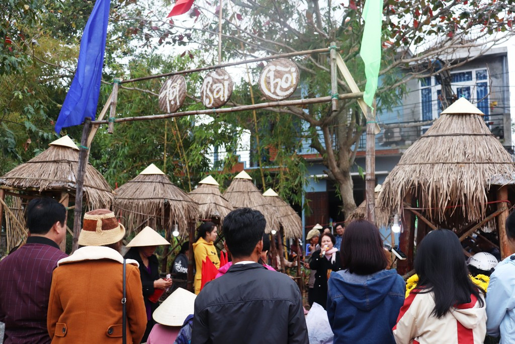 Rộn ràng hội Bài chòi ngày Xuân duy nhất xứ Huế ảnh 2