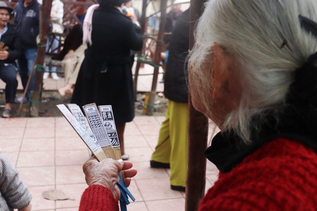 Rộn ràng hội Bài chòi ngày Xuân duy nhất xứ Huế ảnh 8