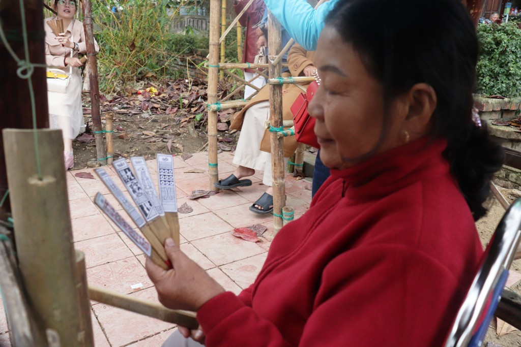 Rộn ràng hội Bài chòi ngày Xuân duy nhất xứ Huế ảnh 21