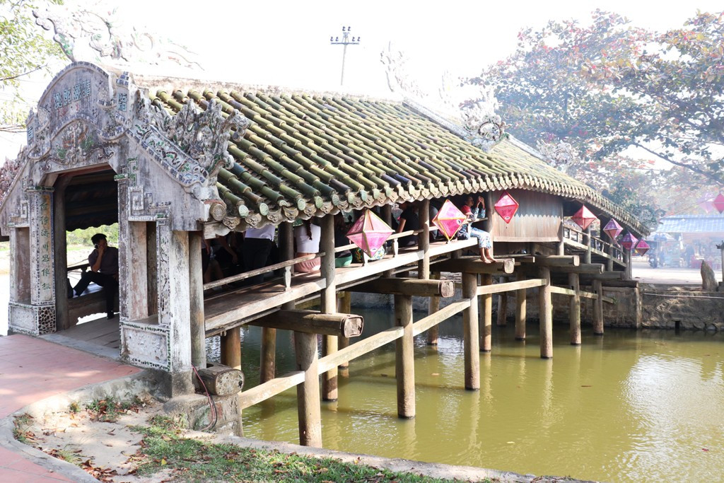 Tận mục ‘trận địa' pháo hoa tại di tích Cầu Ngói Thanh Toàn ảnh 2