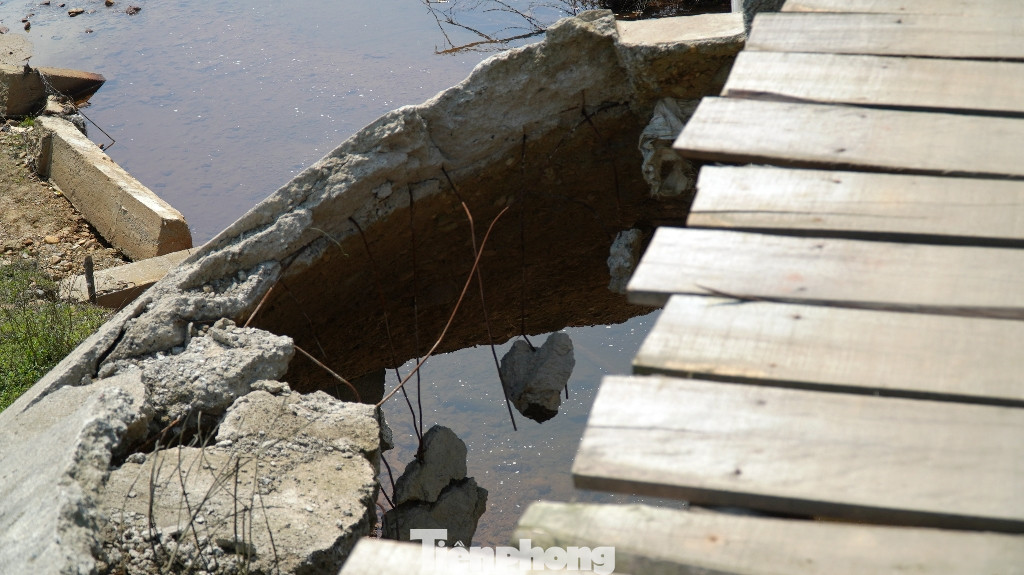 Vì sao cầu tiền tỷ, tuổi thọ 50 năm mới sử dụng đã tan nát? ảnh 4
