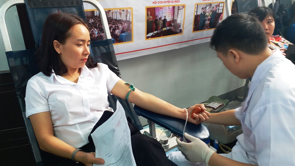 Chủ nhật Đỏ lan tỏa lên vùng cao A Lưới ảnh 10