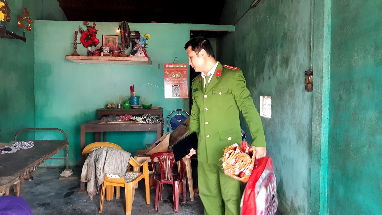 Huế thành lập lực lượng phản ứng nhanh ứng phó bão số 9 ảnh 16