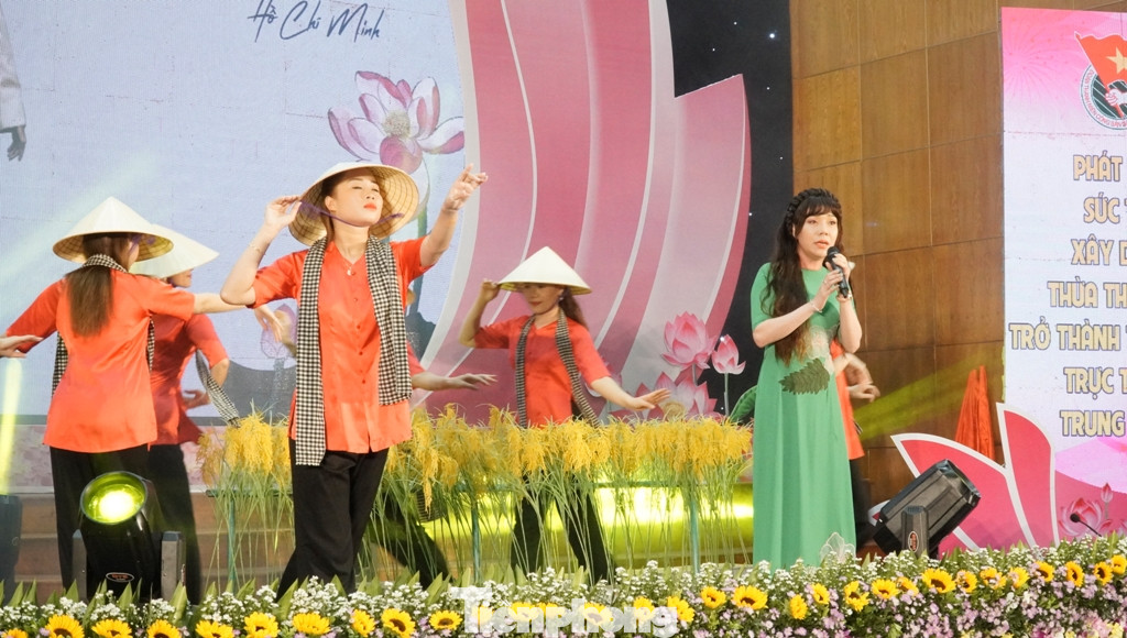 TT-Huế: Lan tỏa những điển hình thanh niên tiên tiến làm theo lời Bác ảnh 7