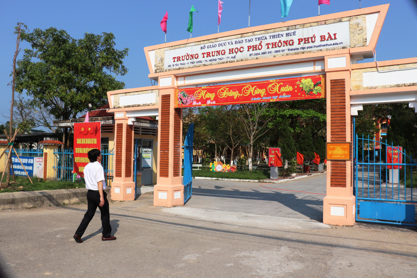 Các trường tại Huế sẵn sàng đón học sinh trở lại ảnh 1