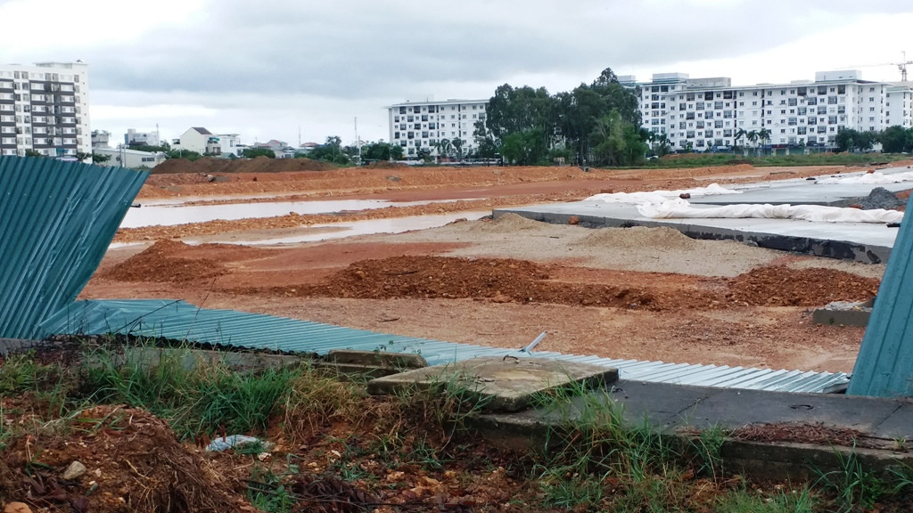 Cây đổ hàng loạt, mất điện, hàng nghìn nhà tốc mái do bão số 5 ảnh 17