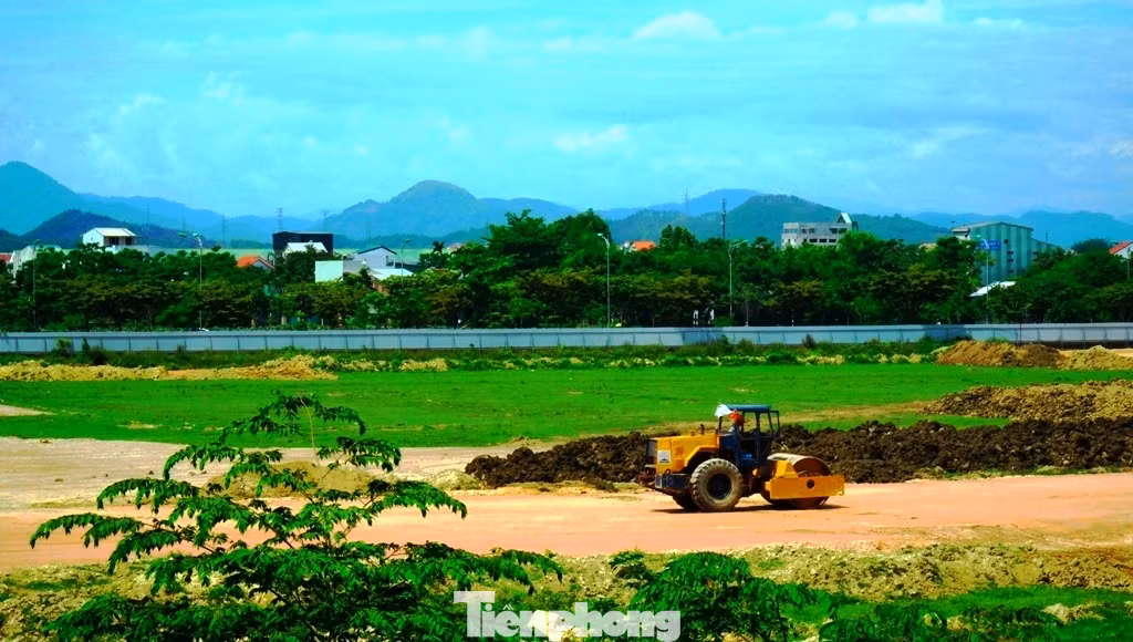 Ì ạch tiến độ dự án 100 tỷ xây quảng trường, công viên cây xanh lớn nhất TT-Huế ảnh 3