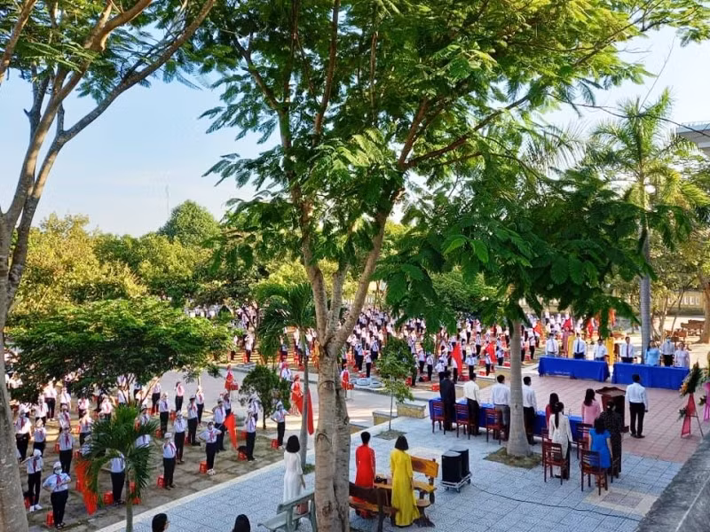 Lễ khai giảng đặc biệt trong mùa COVID-19: Nơi trực tuyến, nơi khai giảng trong lớp học ảnh 3