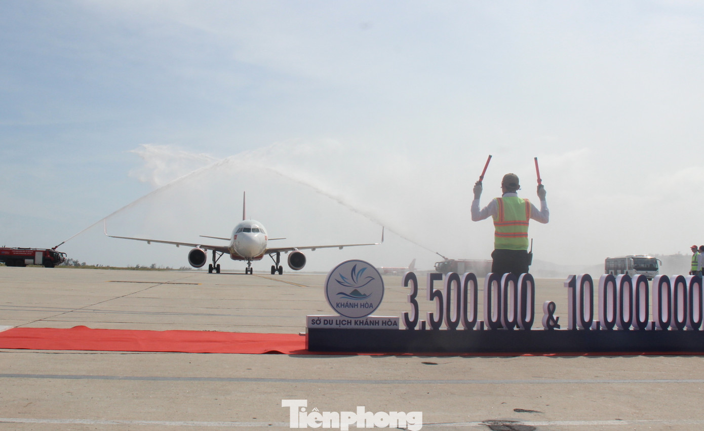 Khánh Hoà đón vị khách du lịch quốc tế thứ 3,5 triệu ảnh 2