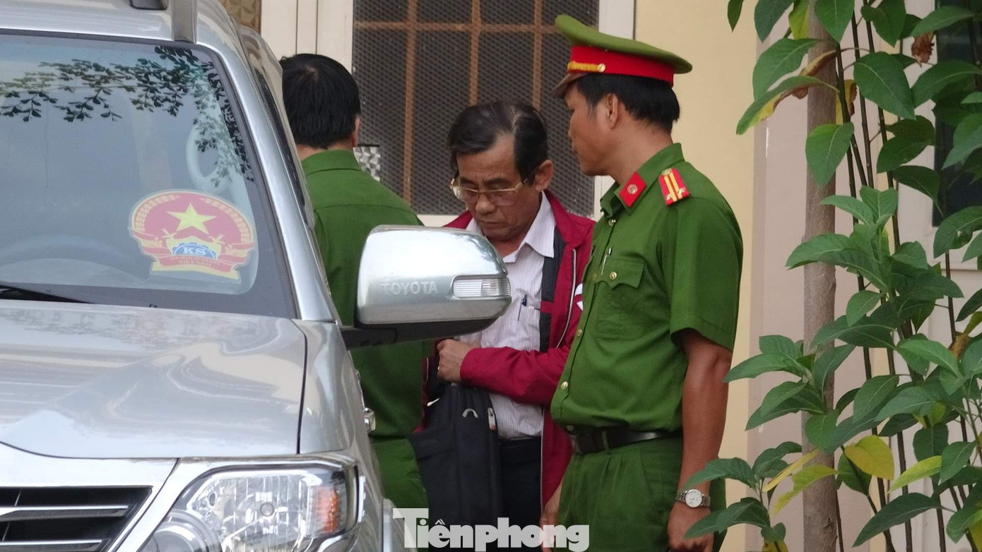 Bãi nhiệm chức danh Chủ tịch HĐND TP Phan Thiết ảnh 1