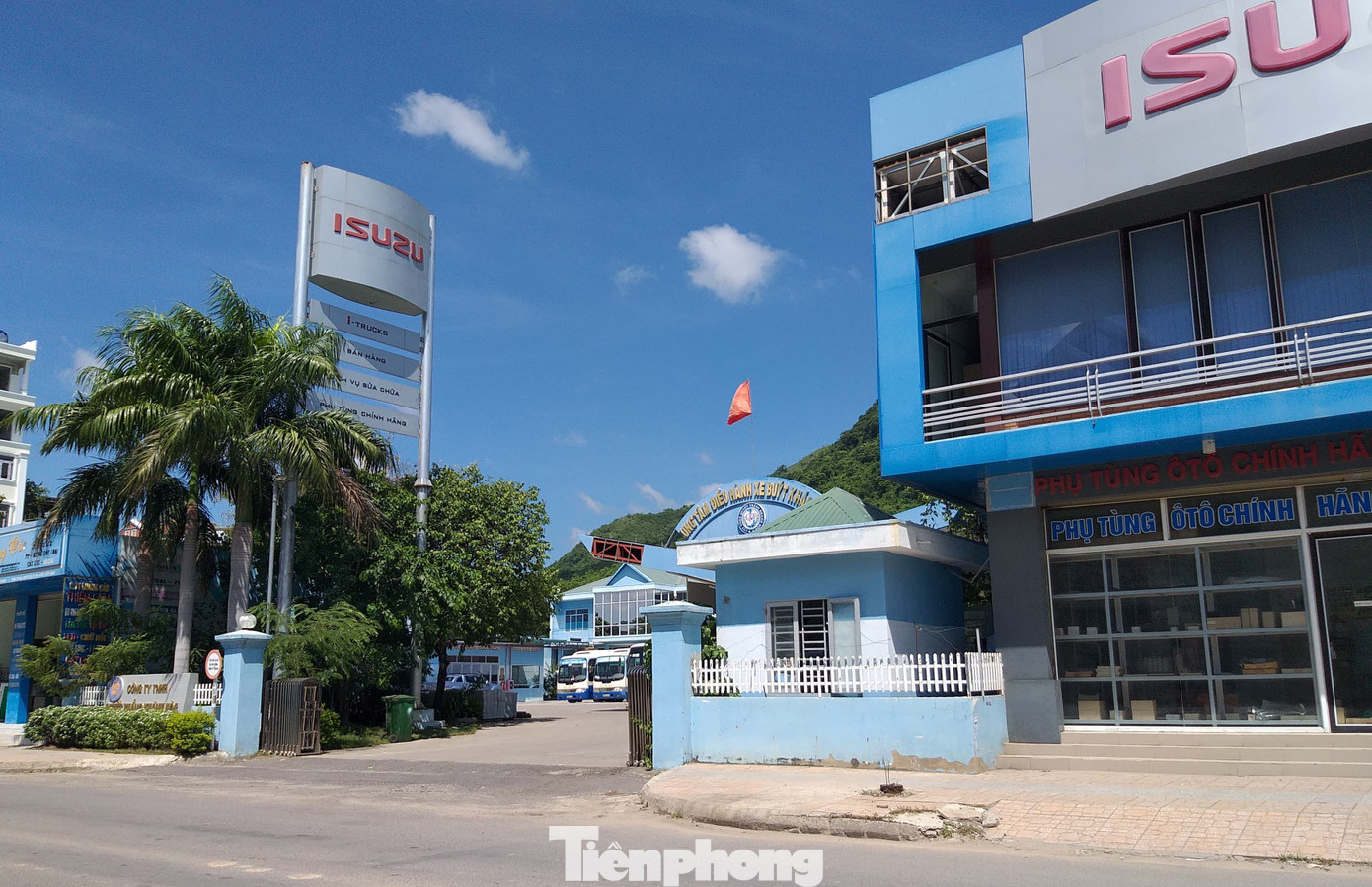 Di dời trạm xe buýt chây ỳ trên đất công để xây chợ cho dân ảnh 1