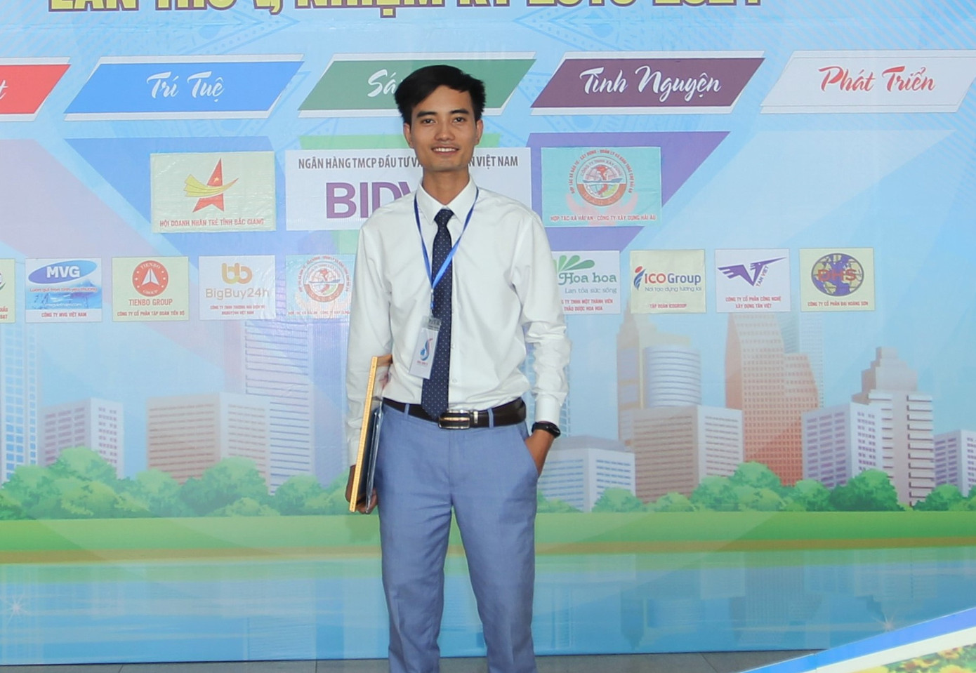 Nhân lên lòng yêu nước và hội nhập quốc tế ảnh 1