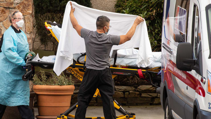 Số bệnh nhân Covid-19 chết ở Italy vượt Trung Quốc ảnh 2