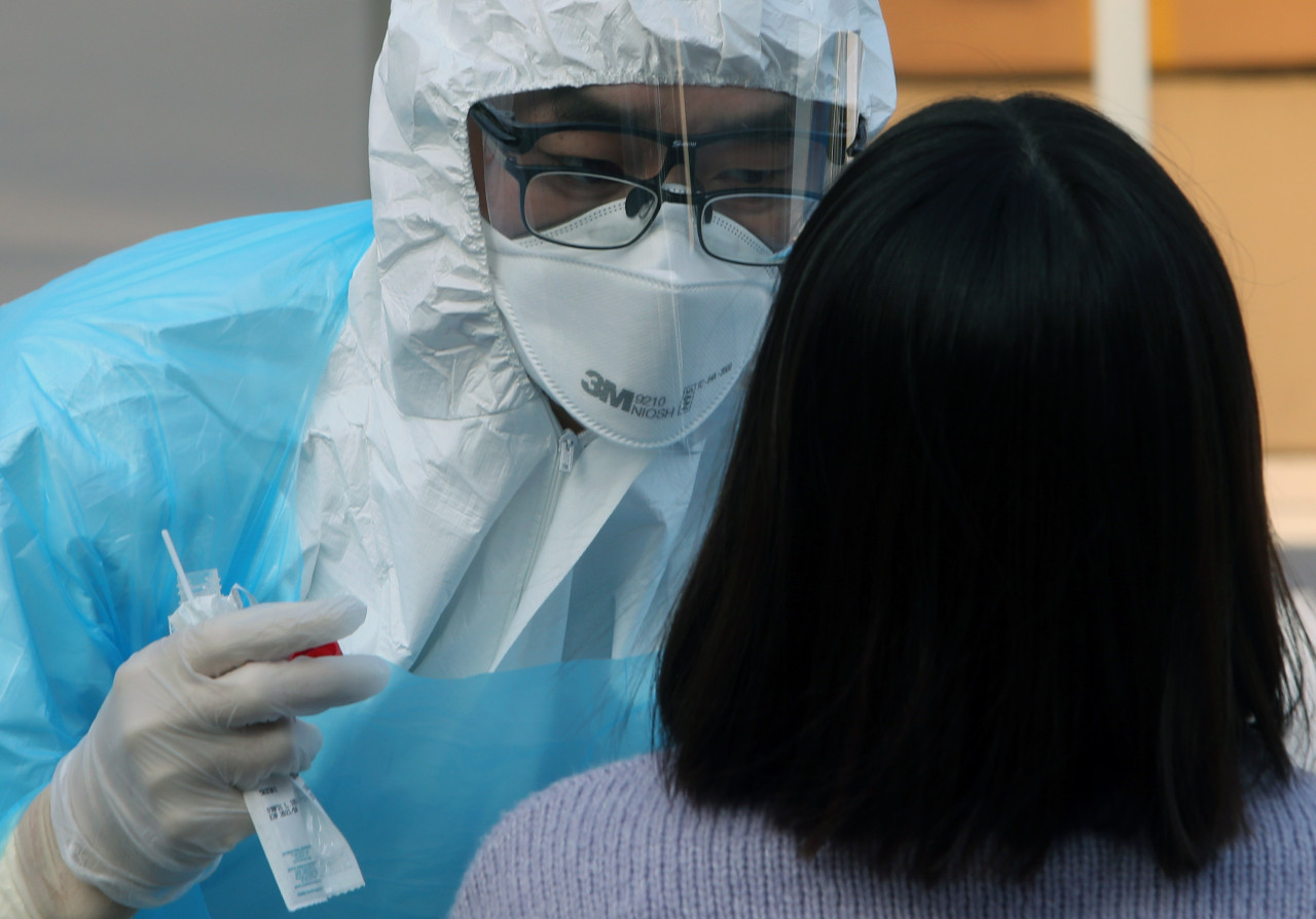 Phó tổng thống, ngoại trưởng Mỹ dự hội nghị có 2 người mắc Covid-19 ảnh 1