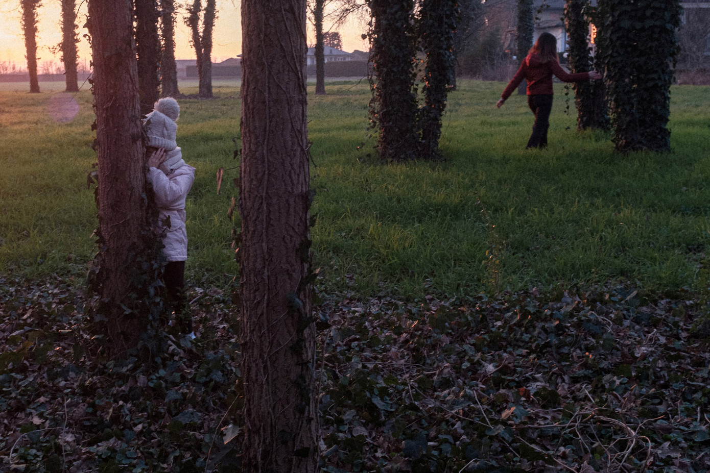 Đời sống thường nhật bên trong khu cách ly Covid-19 ở Italy ảnh 8