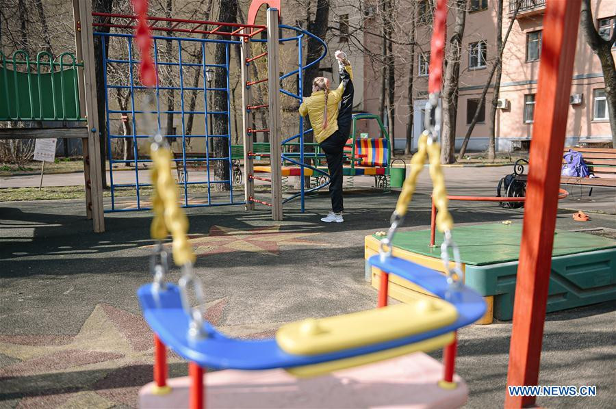 Đời sống trên thế giới thời phong tỏa vì COVID-19 ảnh 6