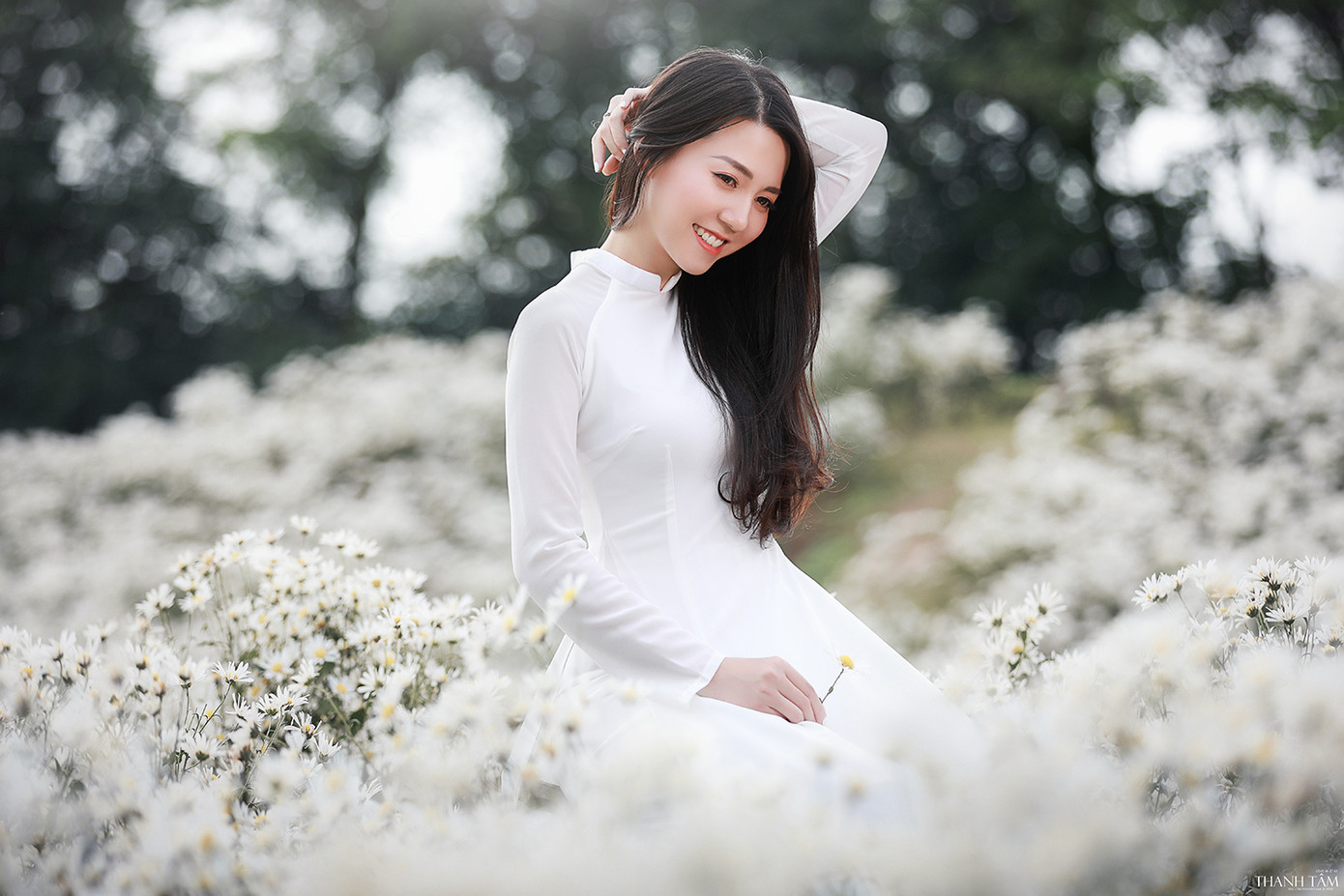 Cô nàng 9X Hà Nội tinh khôi bên cúc hoạ mi ảnh 5