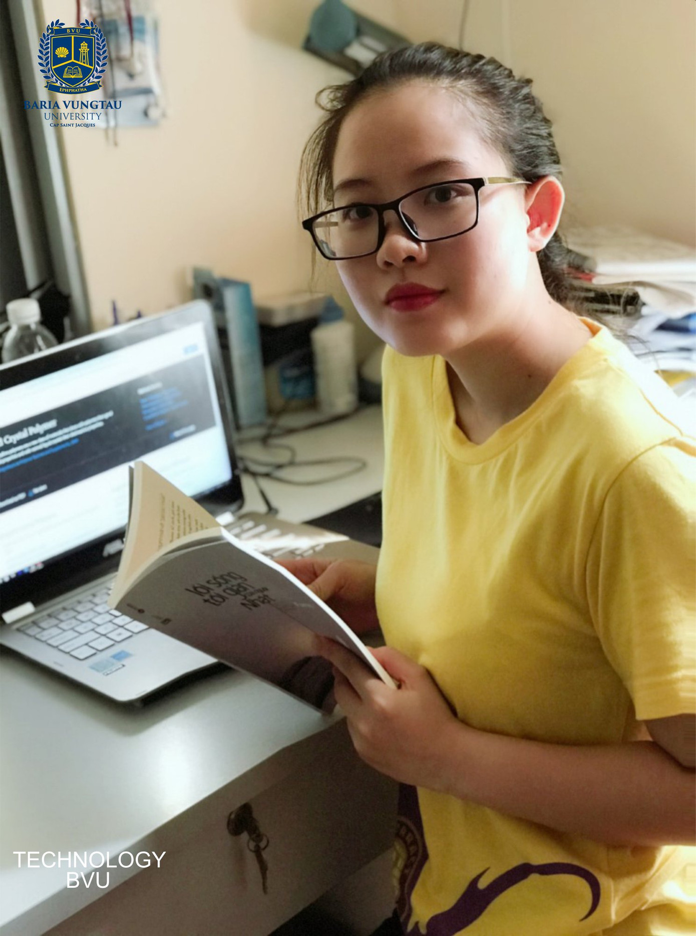 Sinh viên tận dụng thời gian học trực tuyến trong mùa dịch COVID-19 ảnh 1