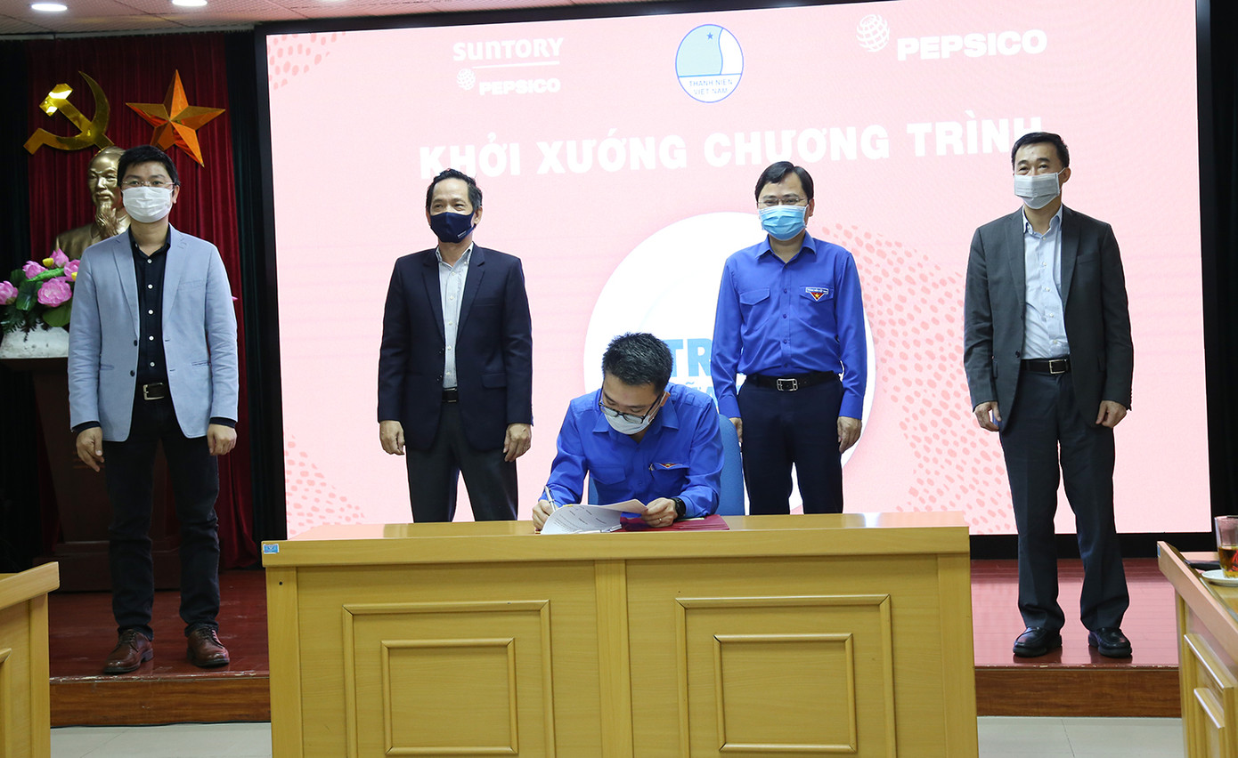 Khởi xướng chương trình “Triệu bữa cơm” cho người nghèo trong dịch COVID-19 ảnh 1