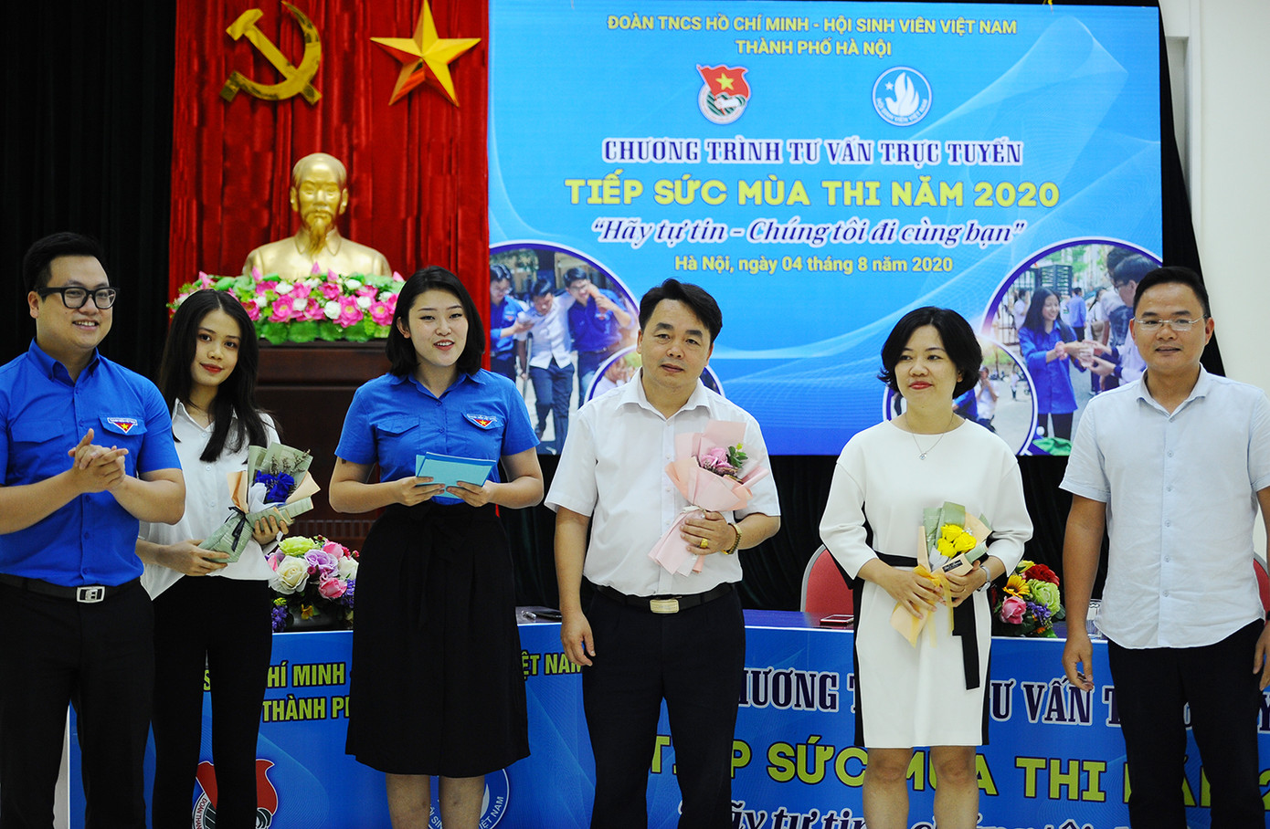 Tiếp sức trực tuyến cho thí sinh, phụ huynh trong kỳ thi THPT năm 2020 ảnh 1