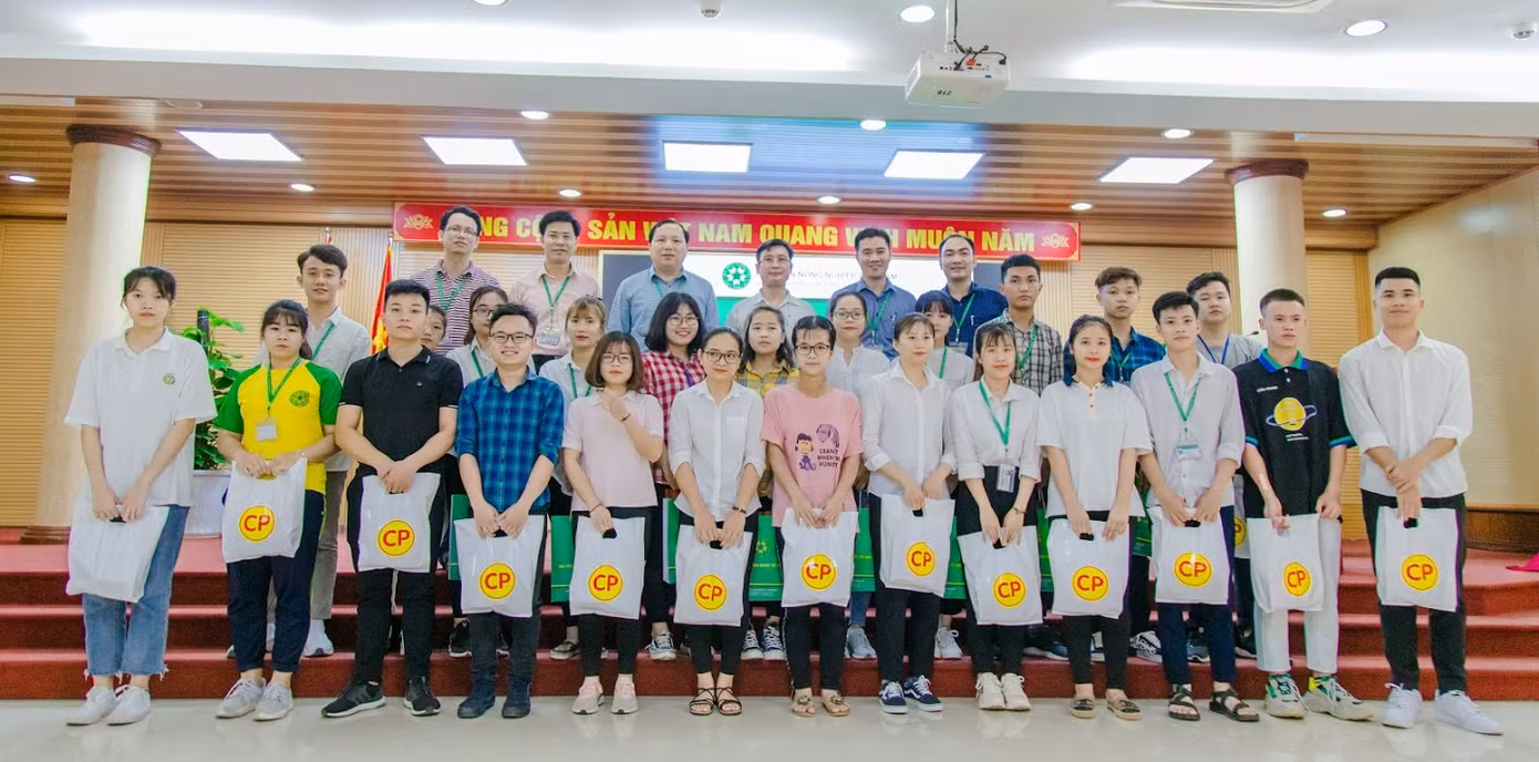 Học viện Nông nghiệp Việt Nam hỗ trợ sinh viên bị ảnh hưởng bởi dịch COVID-19 ảnh 2