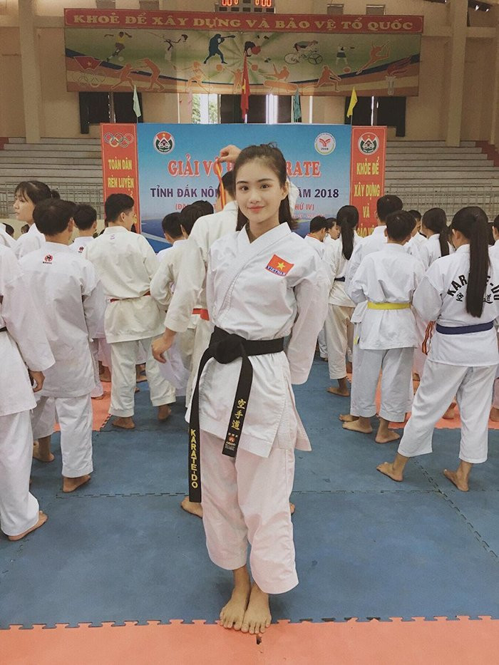 Hot girl 9 năm luyện võ giành 16 huy chương vàng muốn trở thành MC chuyên nghiệp ảnh 5