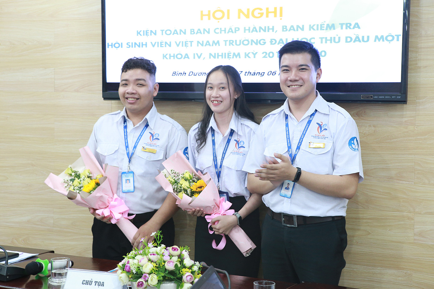 Nữ đảng viên tuổi 18 với thành tích học tập đáng ngưỡng mộ ảnh 5