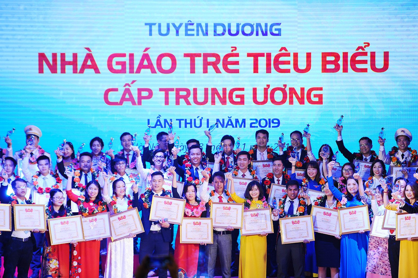 Xét chọn và tuyên dương Nhà giáo trẻ tiêu biểu cấp Trung ương ảnh 1